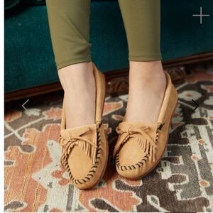 Minnetonka Kilty Hardsole Moccasins